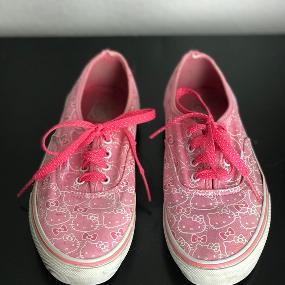 Hello Kitty Vans - Picture 2 of 4